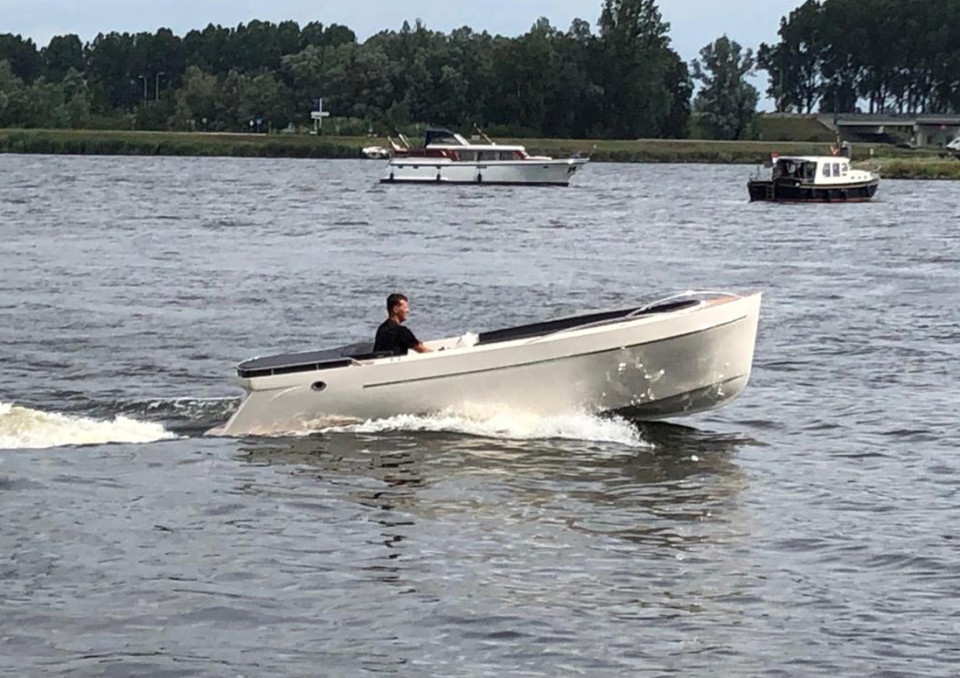 Unique 605 tender 1 boten en sloepen aanbod unique boat design